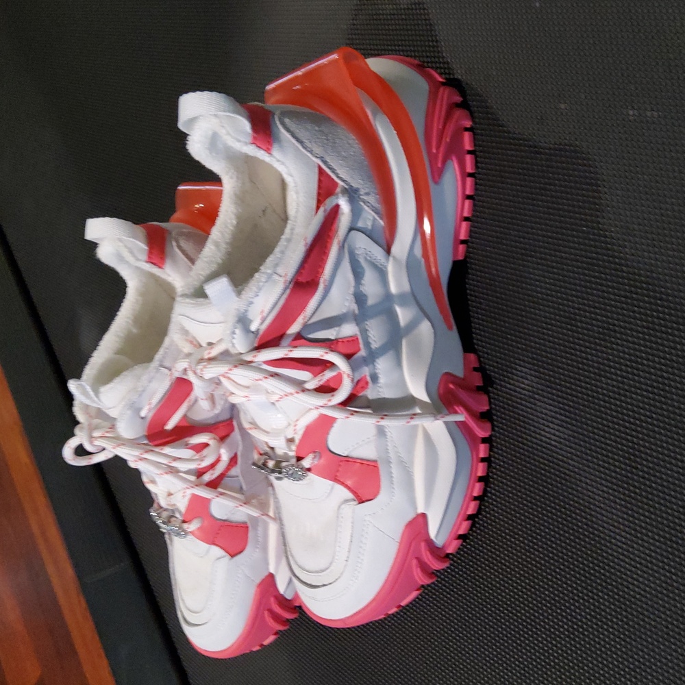 Venus Rhinestone Charms Sneakers - Picture 2 of 7